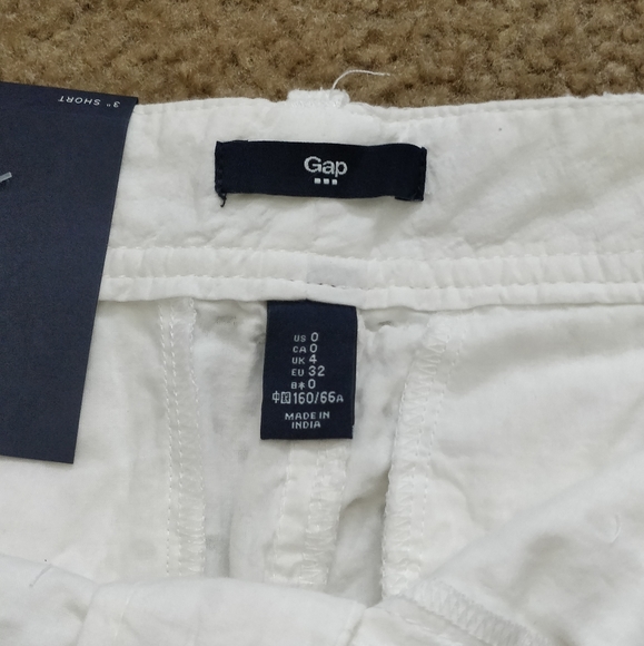 Shorts - Picture 1 of 3